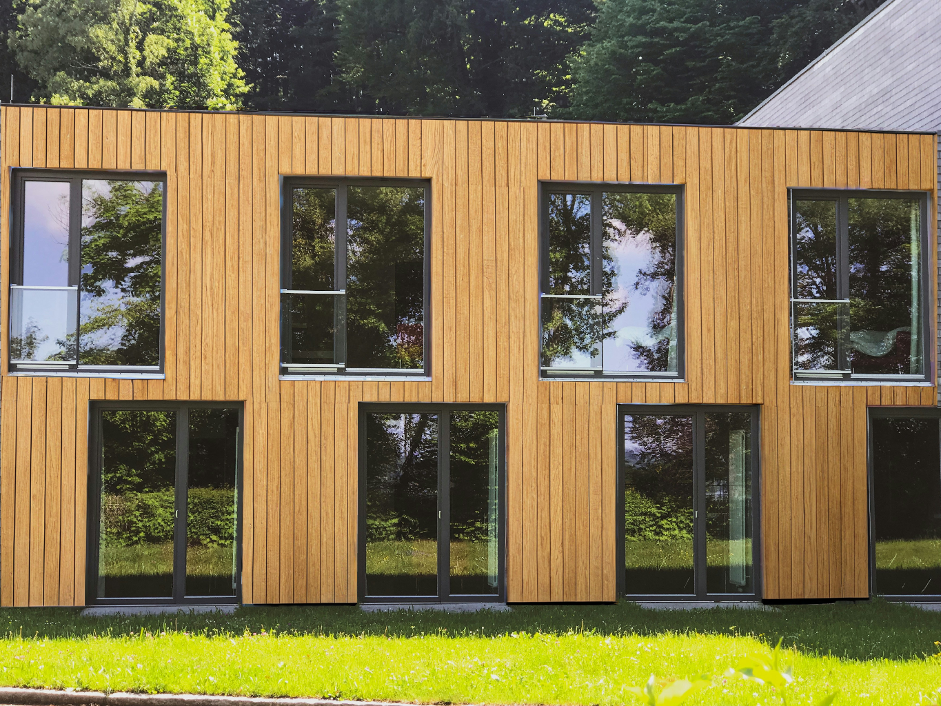 Using the Material Tool