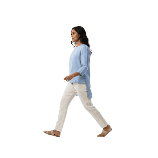 Front-view Indian female walking cut-out PNG