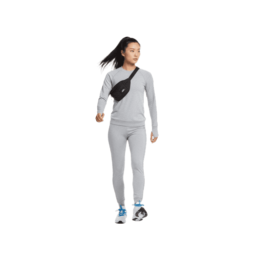 Front-view Asian female walking cut-out PNG